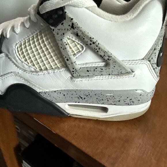 Size 9 - Jordan 4 Retro OG Mid White Cement 2016 NBS351 main image 4